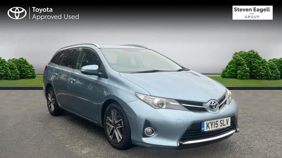 Main listing image - Toyota Auris Touring Sport