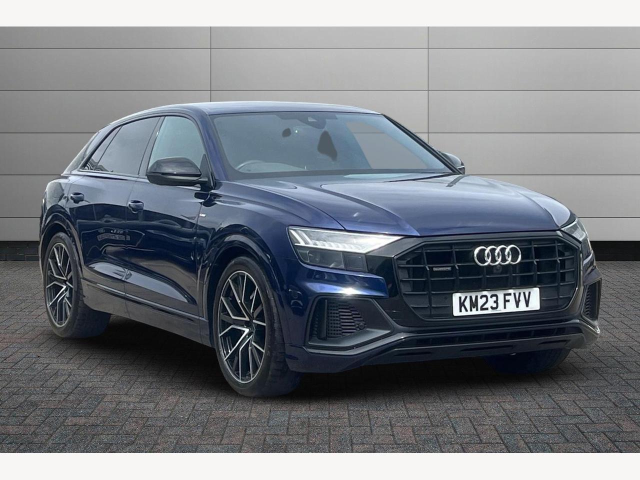 Main listing image - Audi Q8