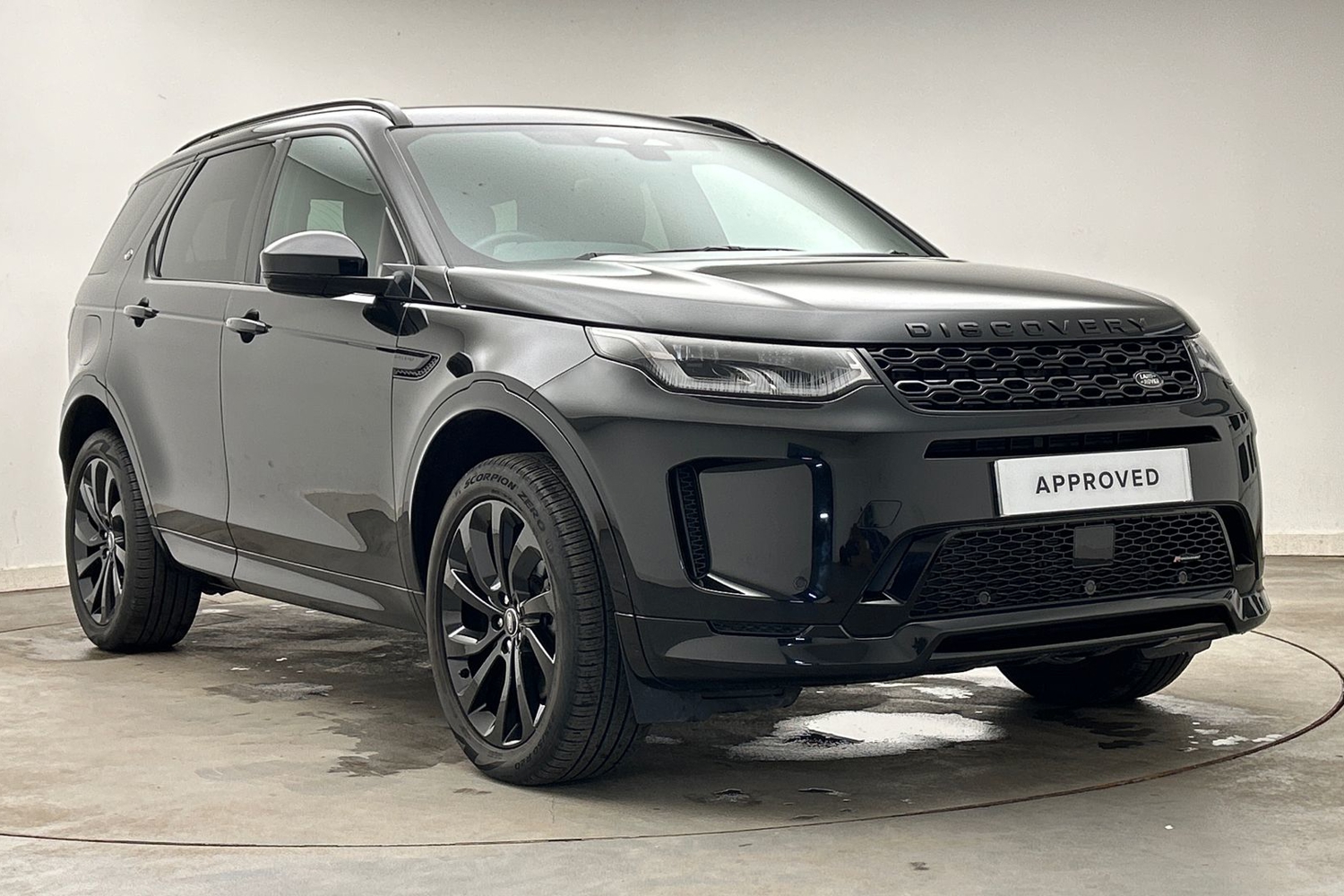 Main listing image - Land Rover Discovery Sport