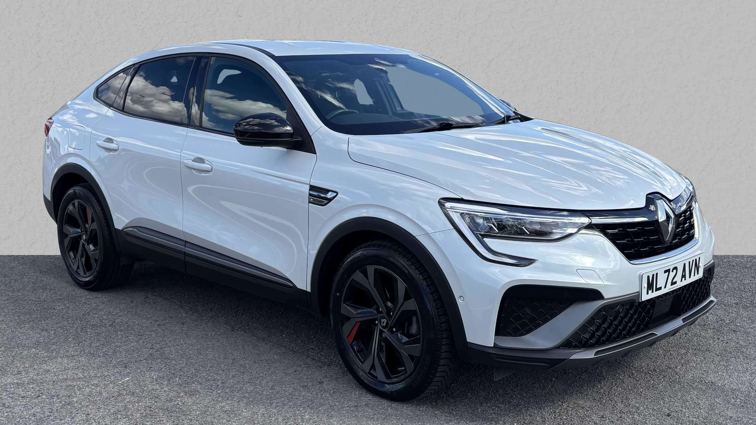 Main listing image - Renault Arkana