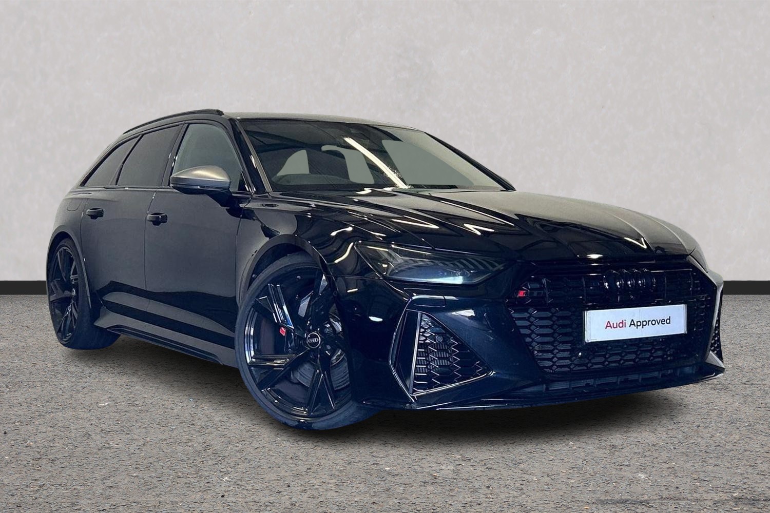 Main listing image - Audi RS6