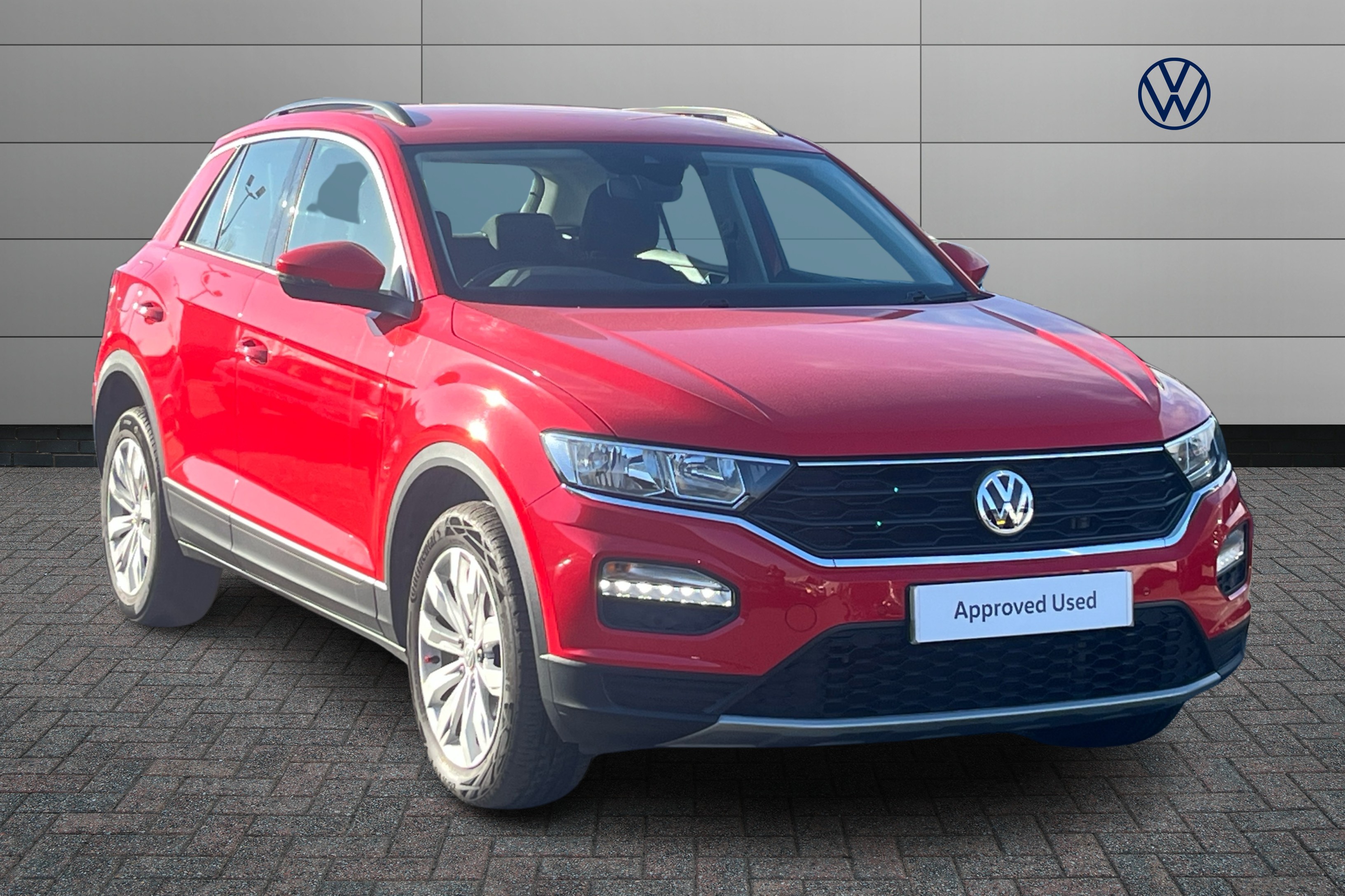 Main listing image - Volkswagen T-Roc