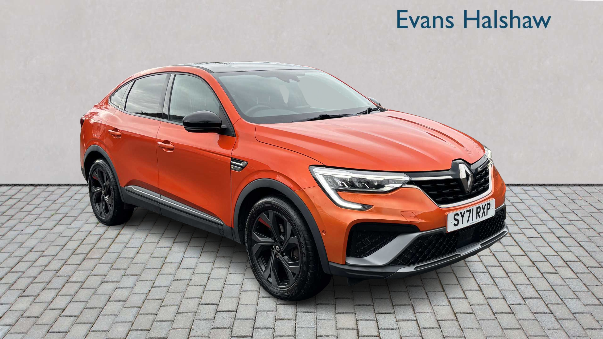 Main listing image - Renault Arkana