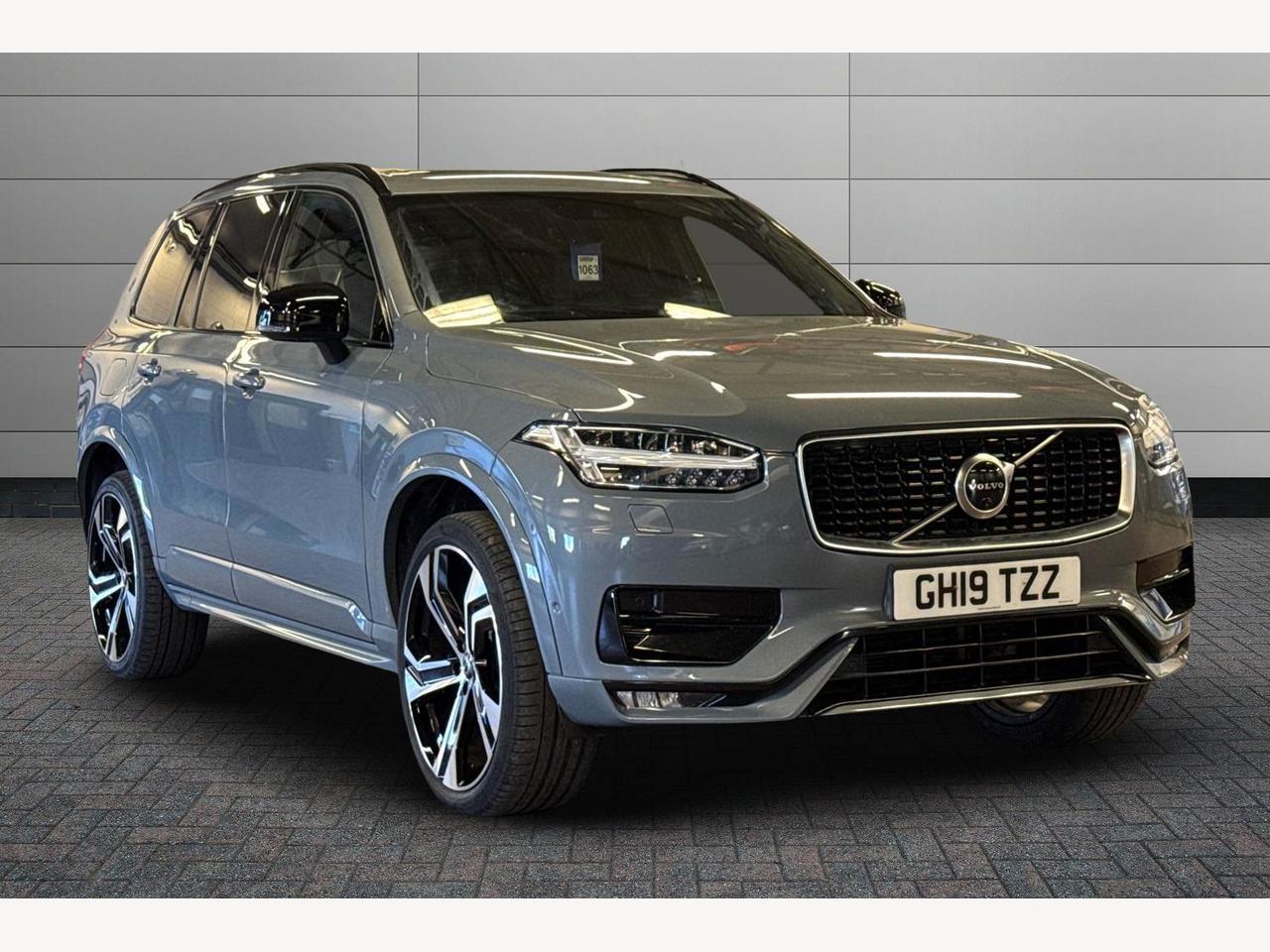 Main listing image - Volvo XC90