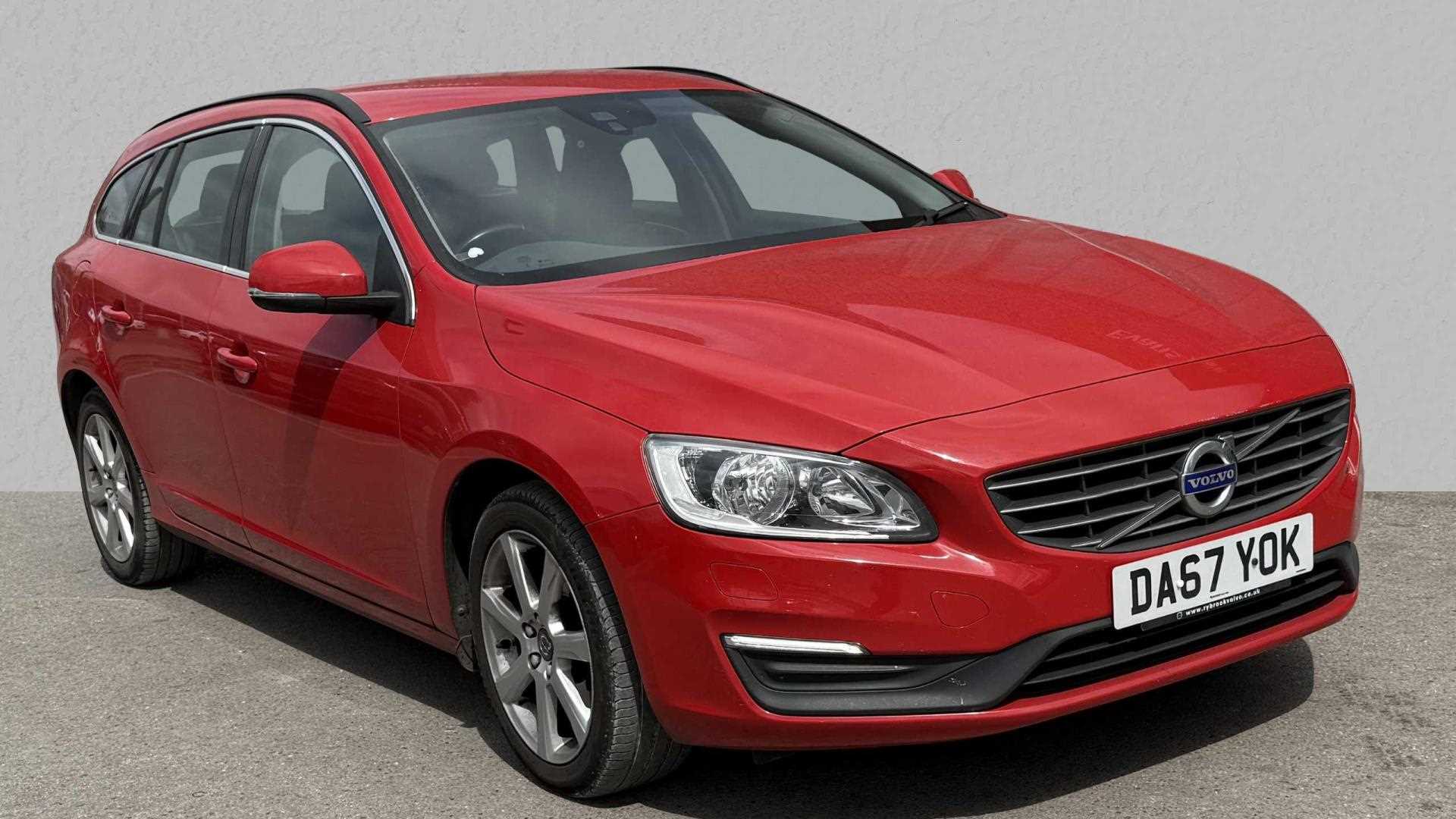Main listing image - Volvo V60