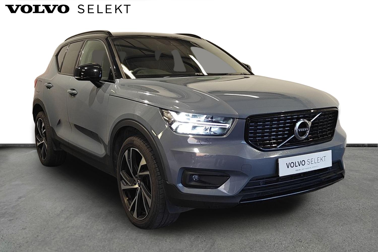 Main listing image - Volvo XC40