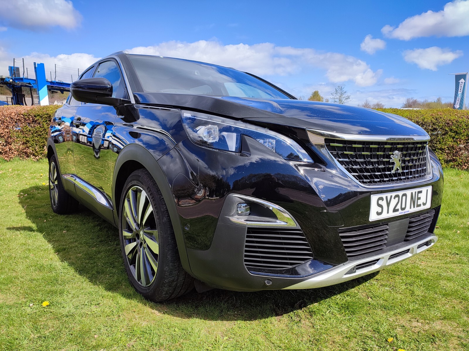 Main listing image - Peugeot 3008