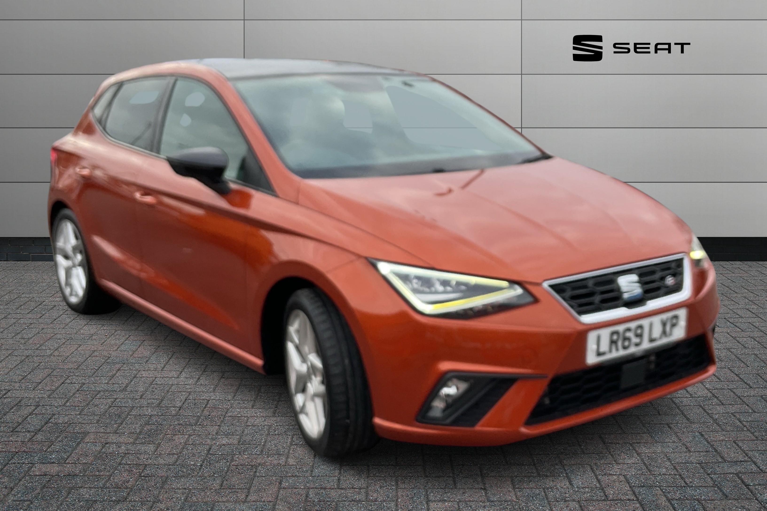 Main listing image - SEAT Ibiza