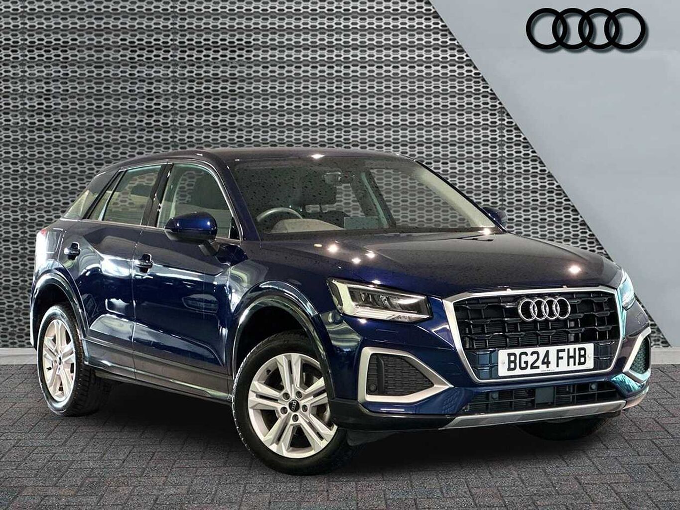 Main listing image - Audi Q2