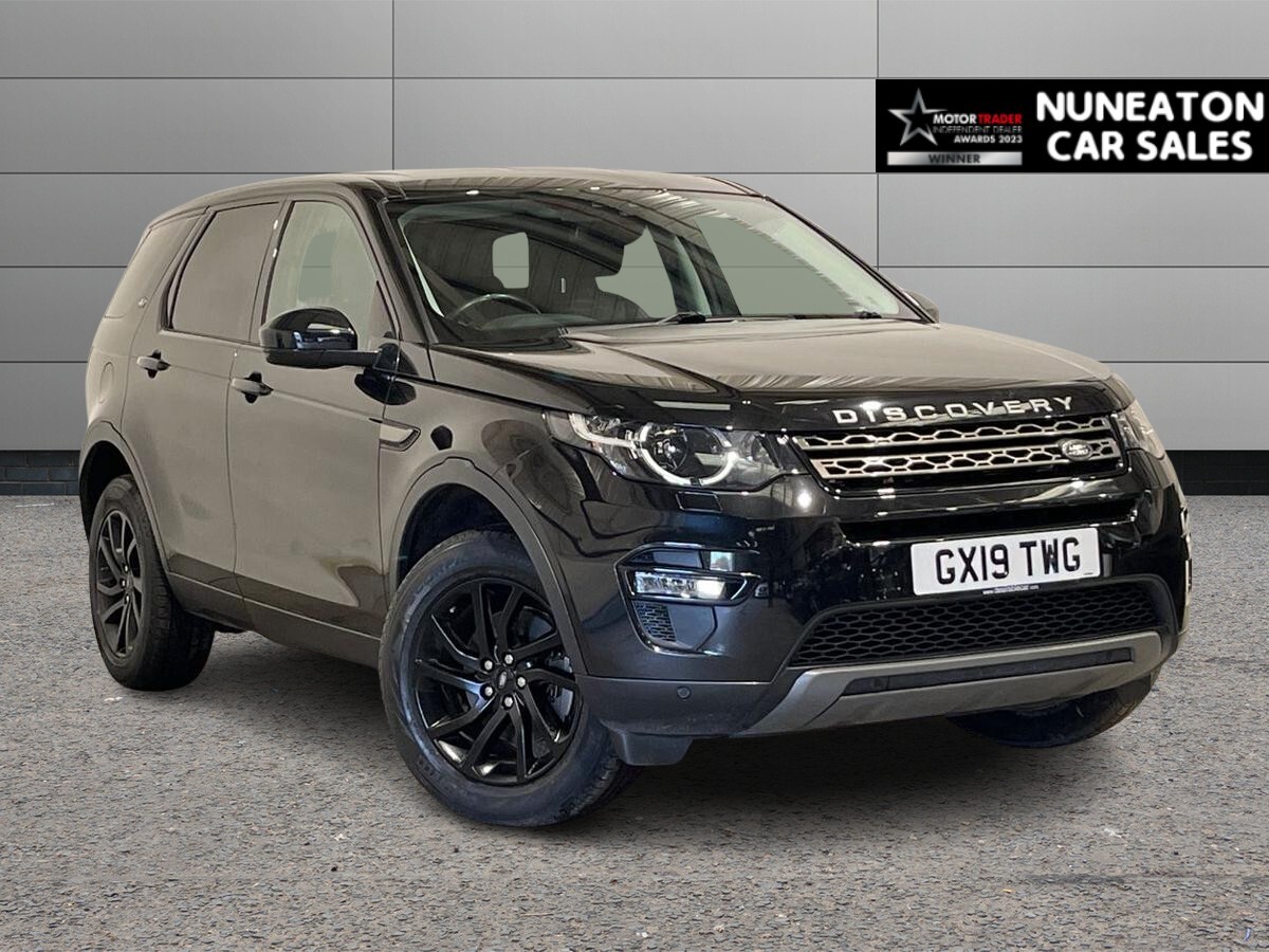 Main listing image - Land Rover Discovery Sport