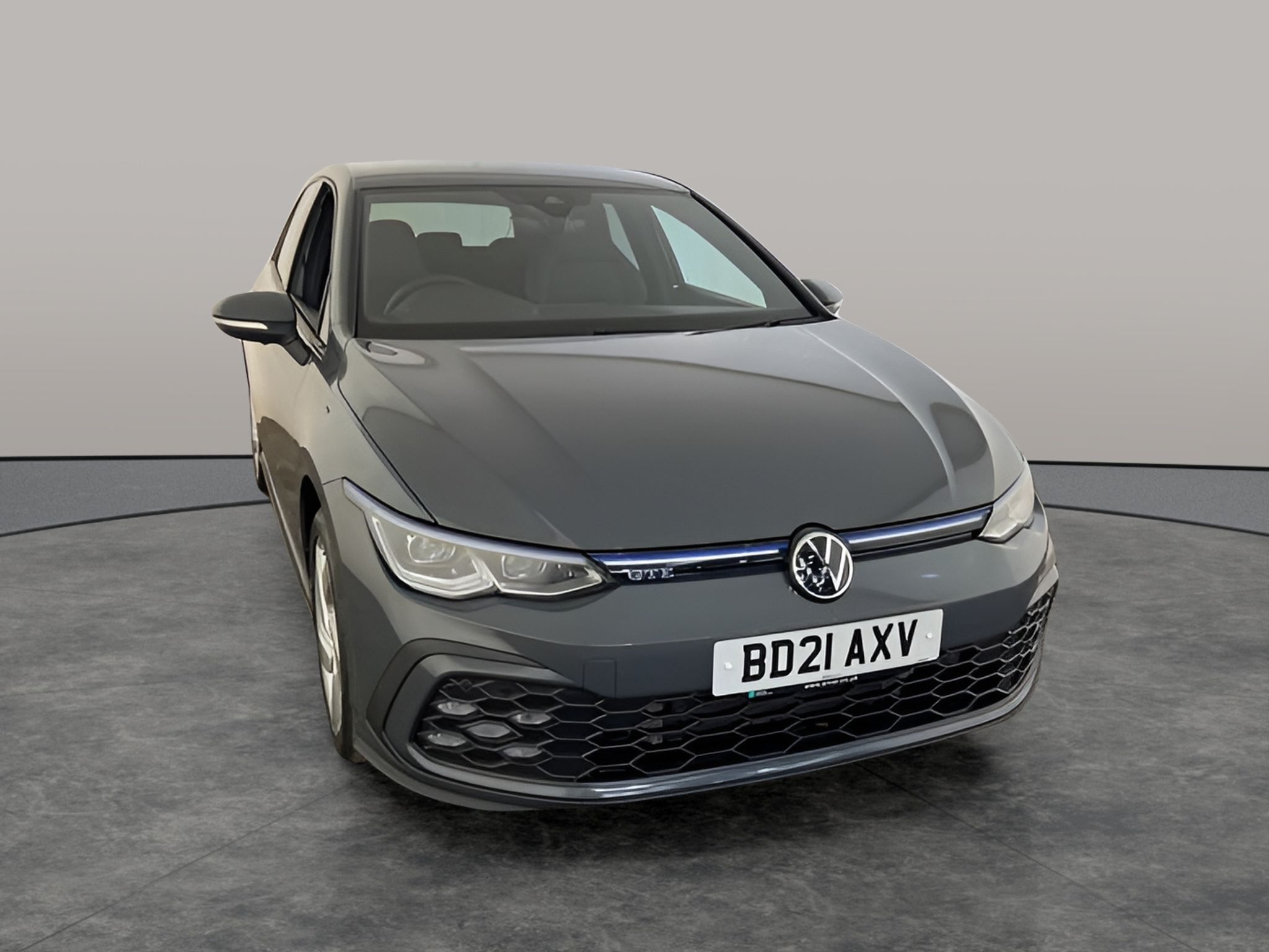 Main listing image - Volkswagen Golf GTE