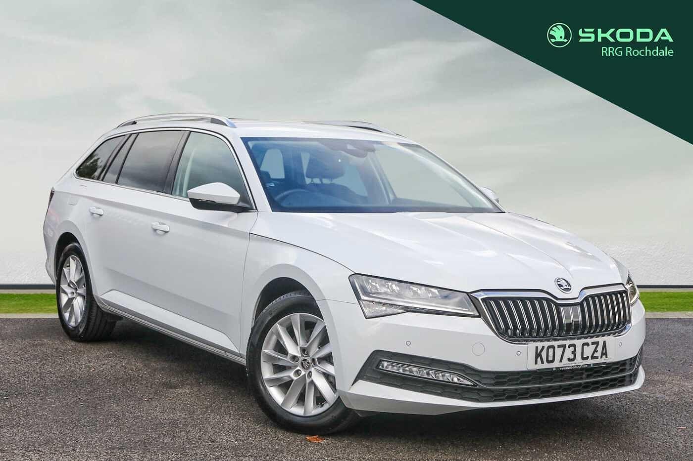 Main listing image - Skoda Superb Estate