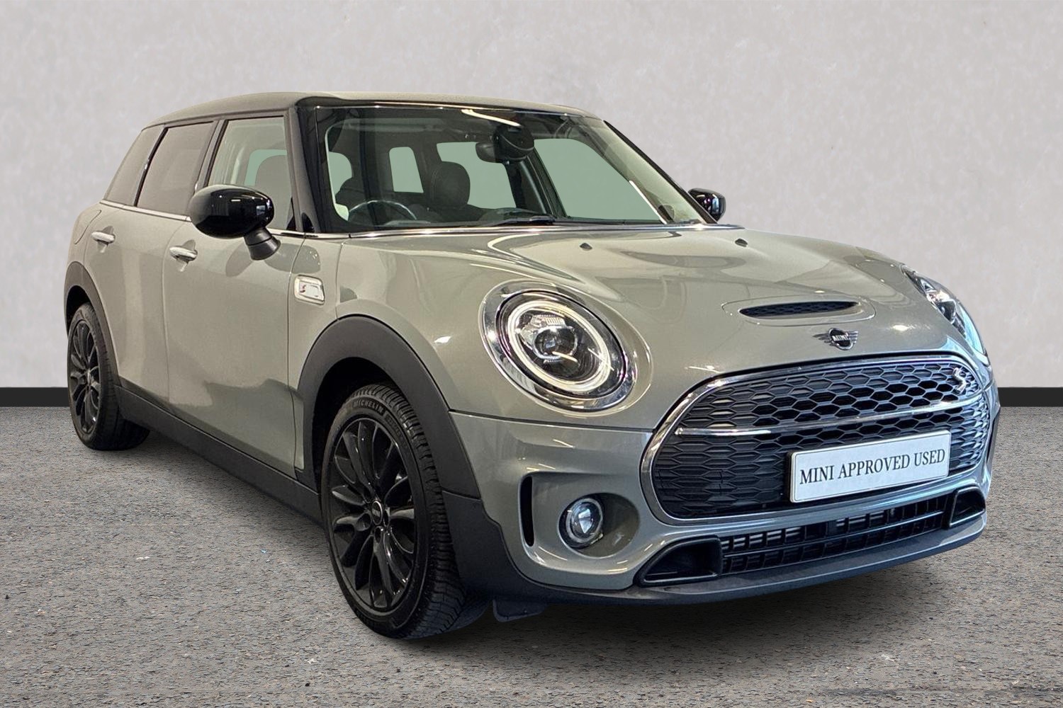 Main listing image - MINI Clubman