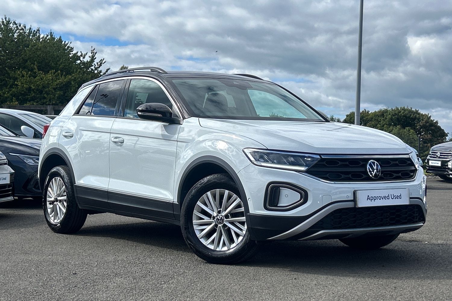 Main listing image - Volkswagen T-Roc