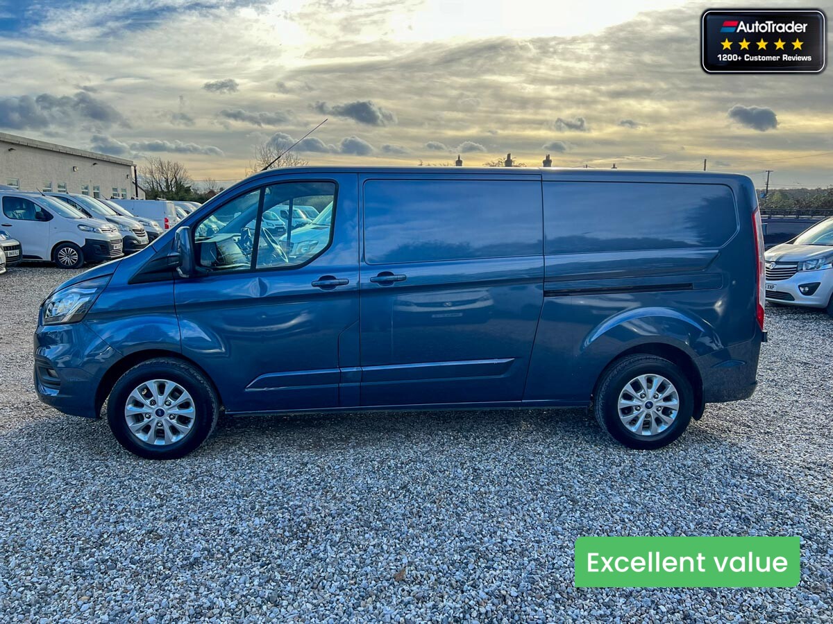 Main listing image - Ford Transit Custom