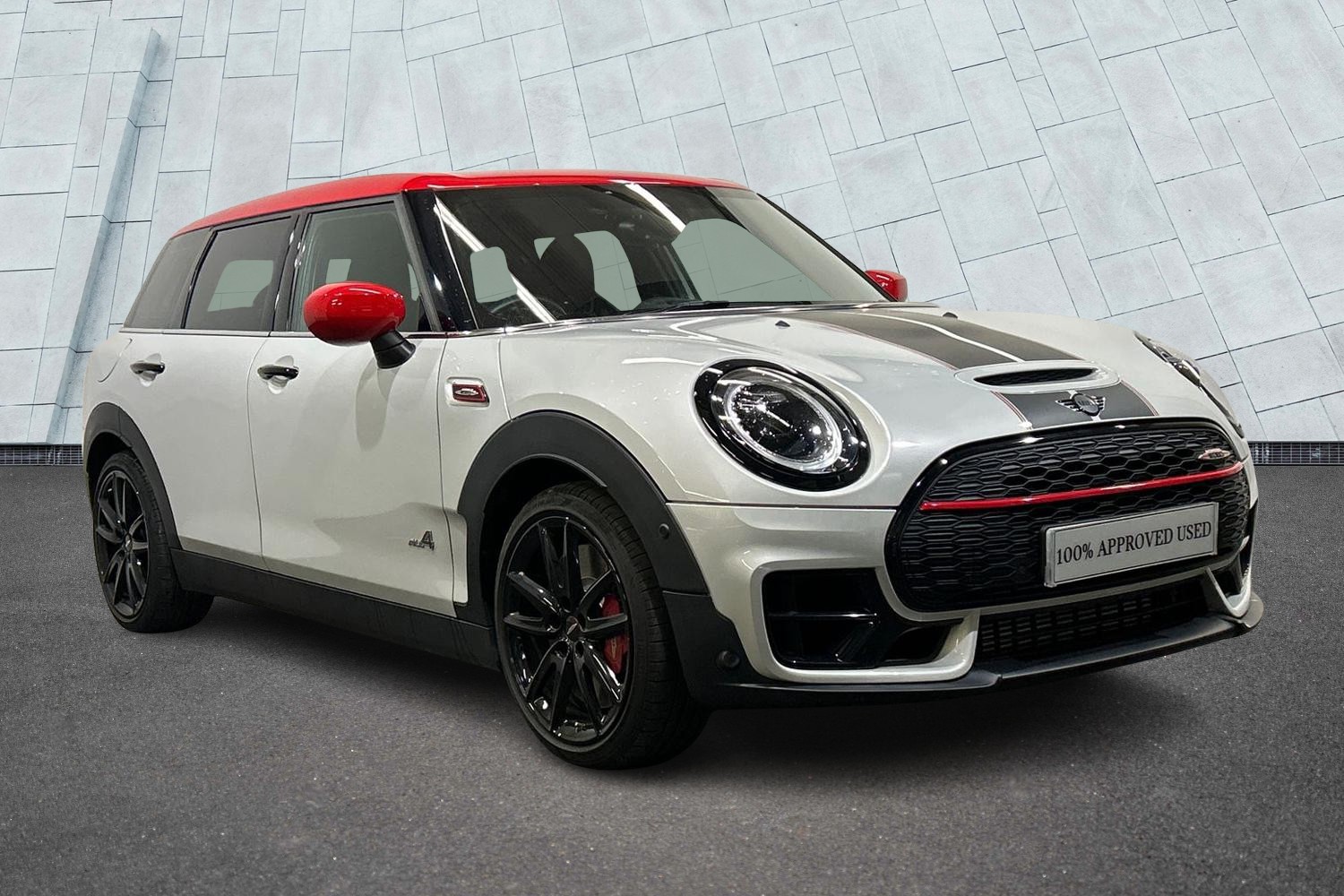 Main listing image - MINI Clubman