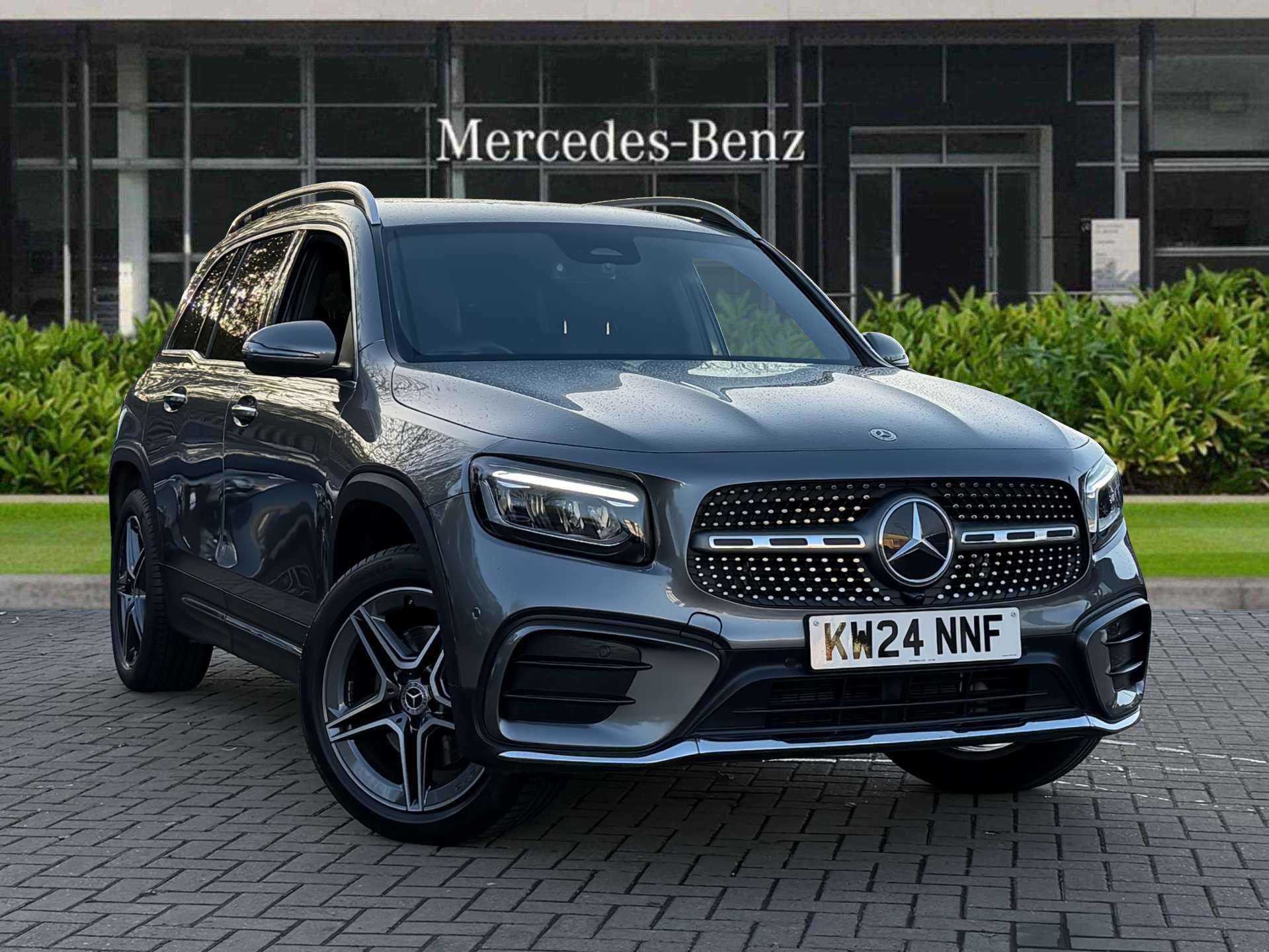 Main listing image - Mercedes-Benz GLB