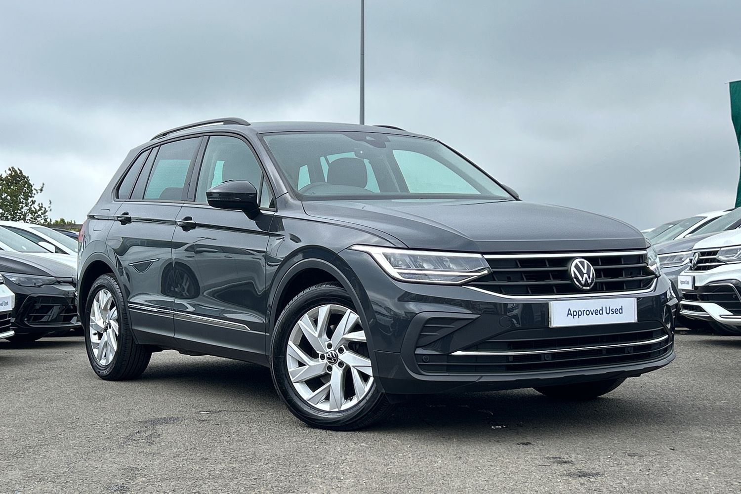 Main listing image - Volkswagen Tiguan