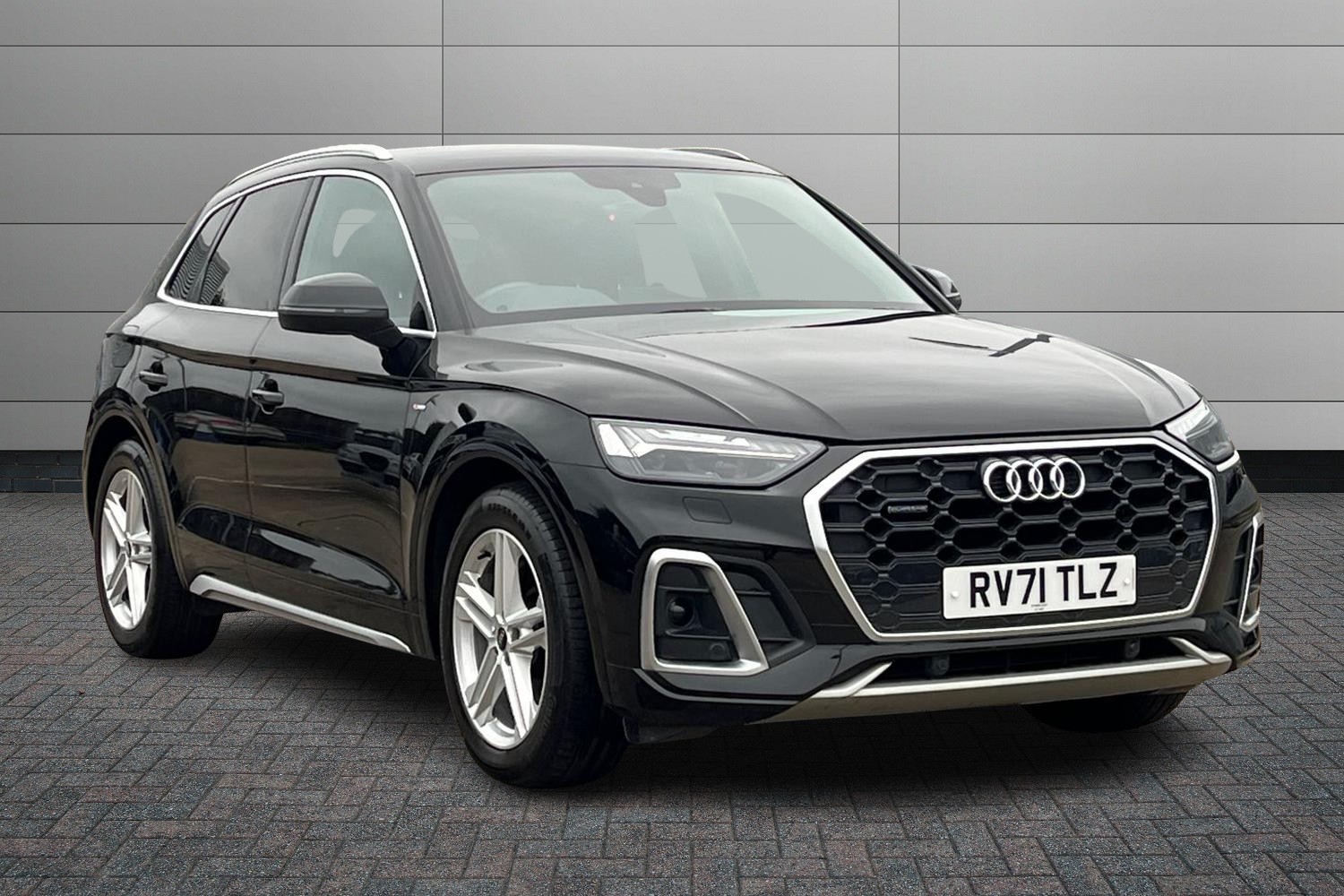 Main listing image - Audi Q5