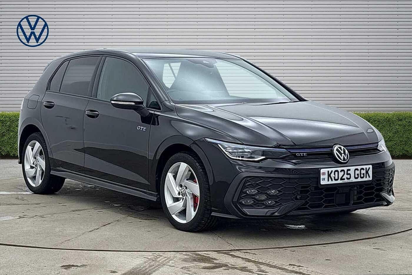 Main listing image - Volkswagen Golf GTE