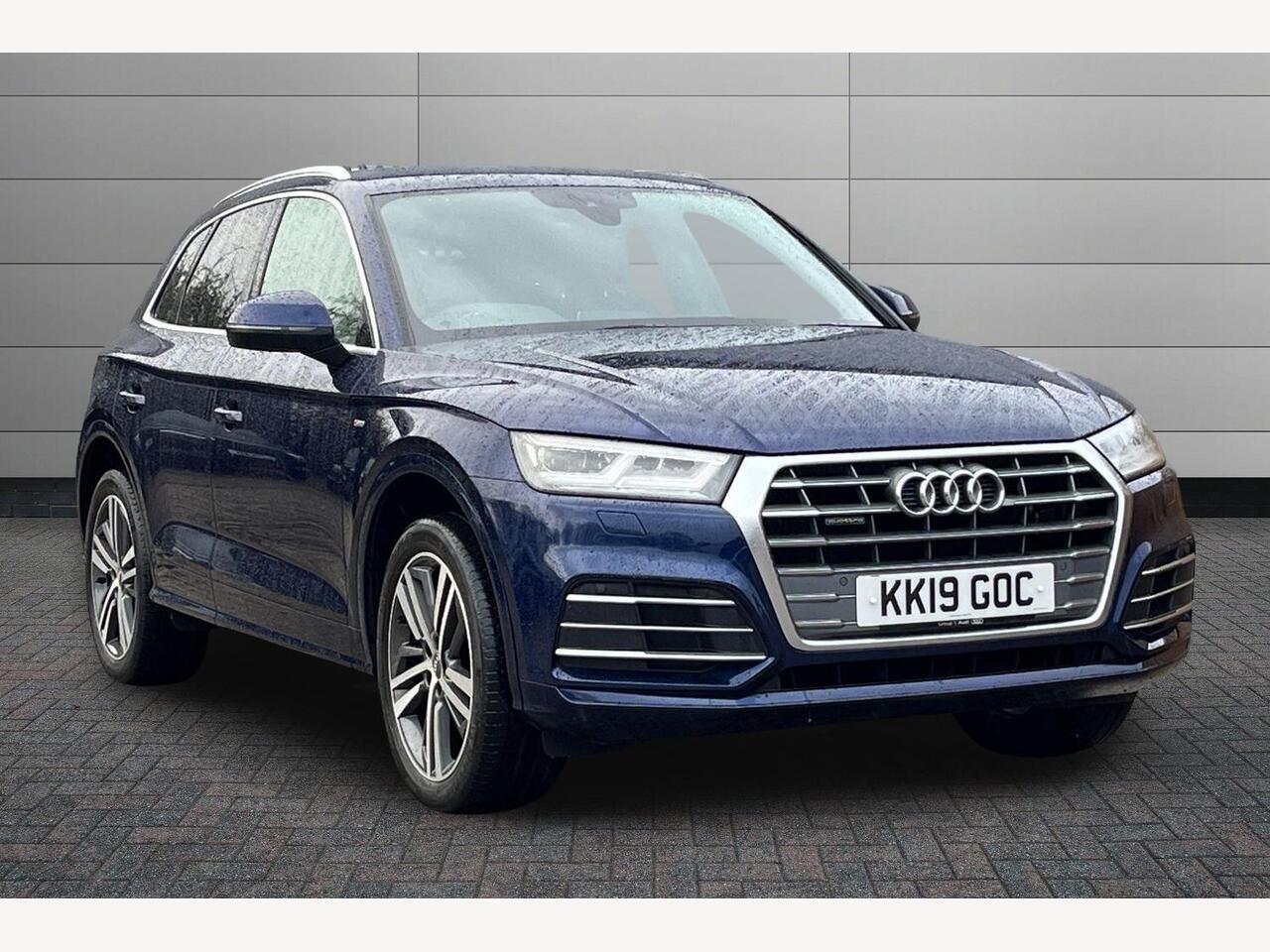 Main listing image - Audi Q5