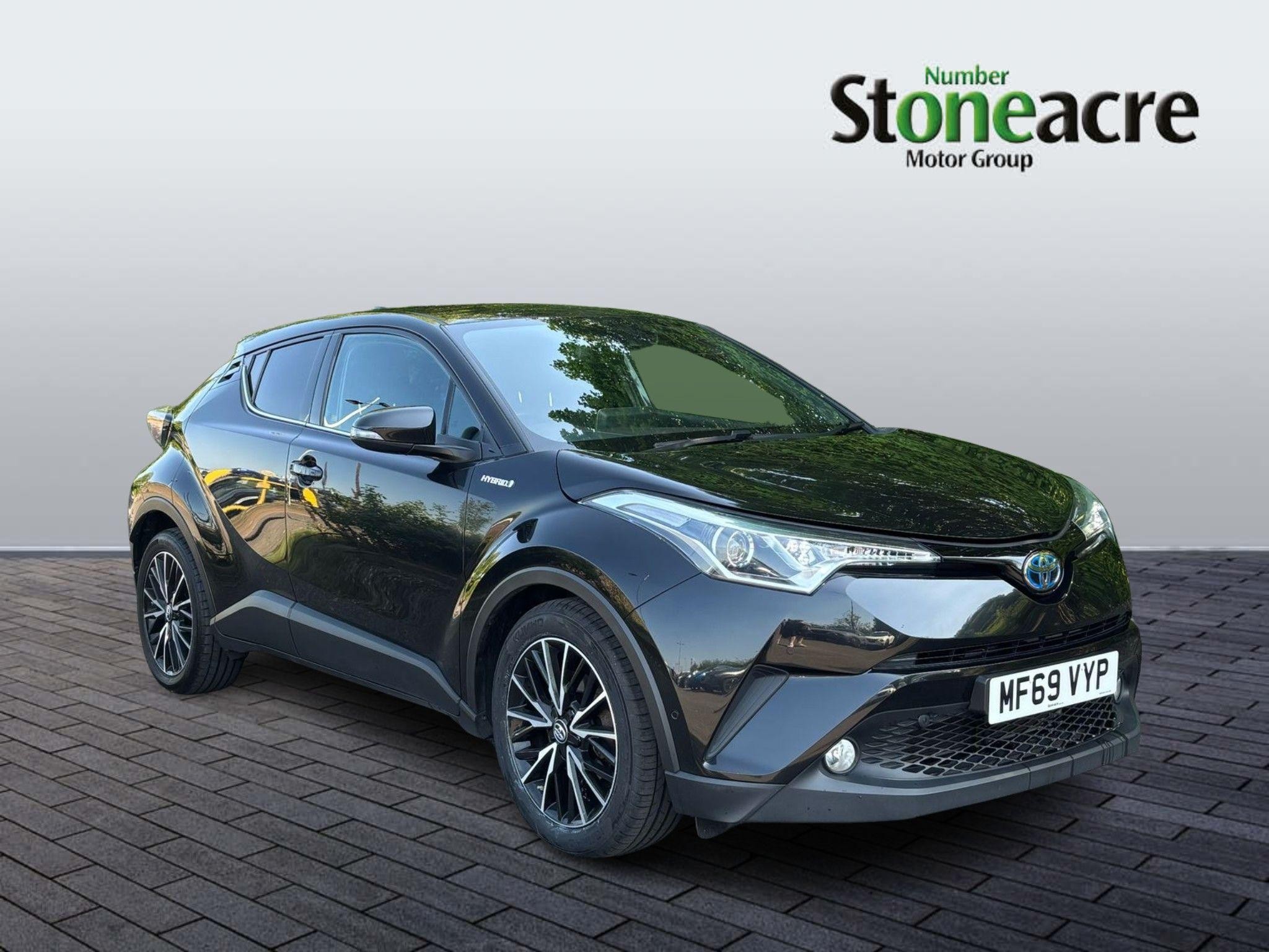 Main listing image - Toyota C-HR