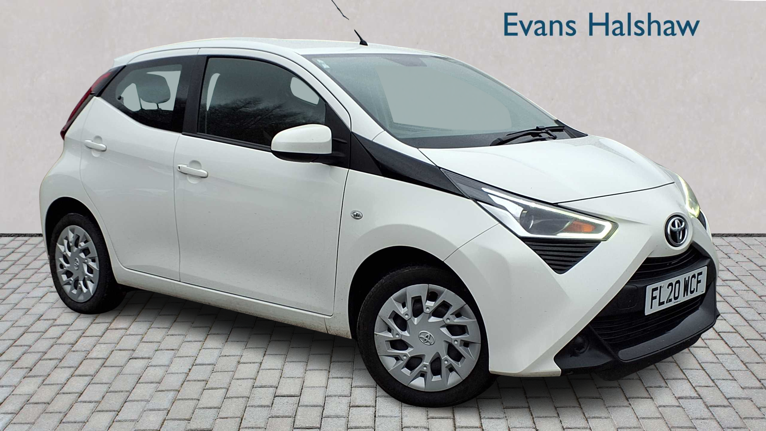 Main listing image - Toyota Aygo