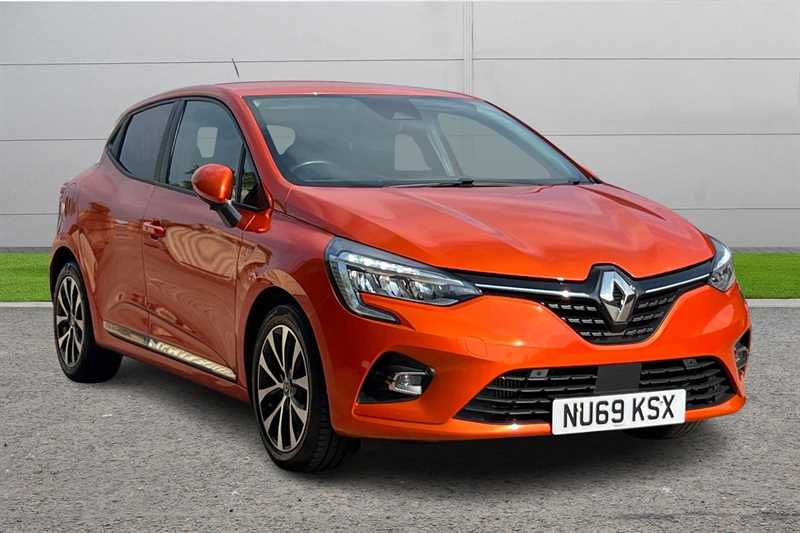 Main listing image - Renault Clio