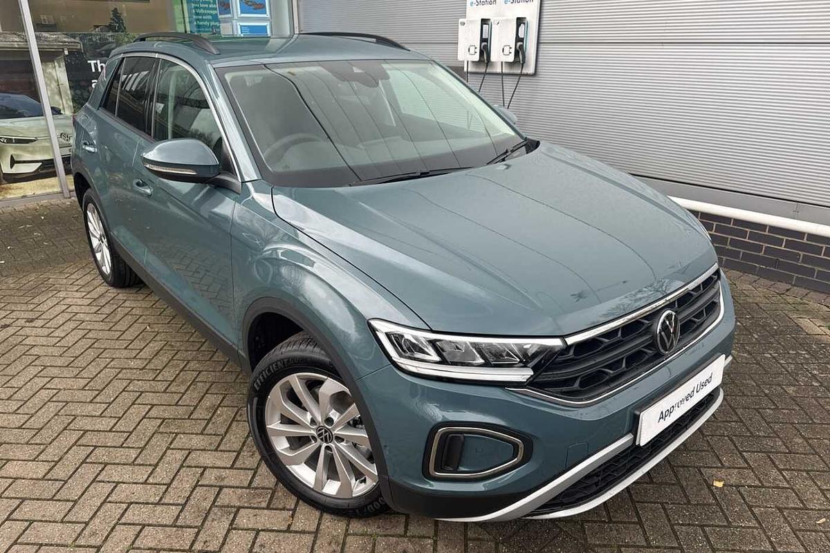 Main listing image - Volkswagen T-Roc