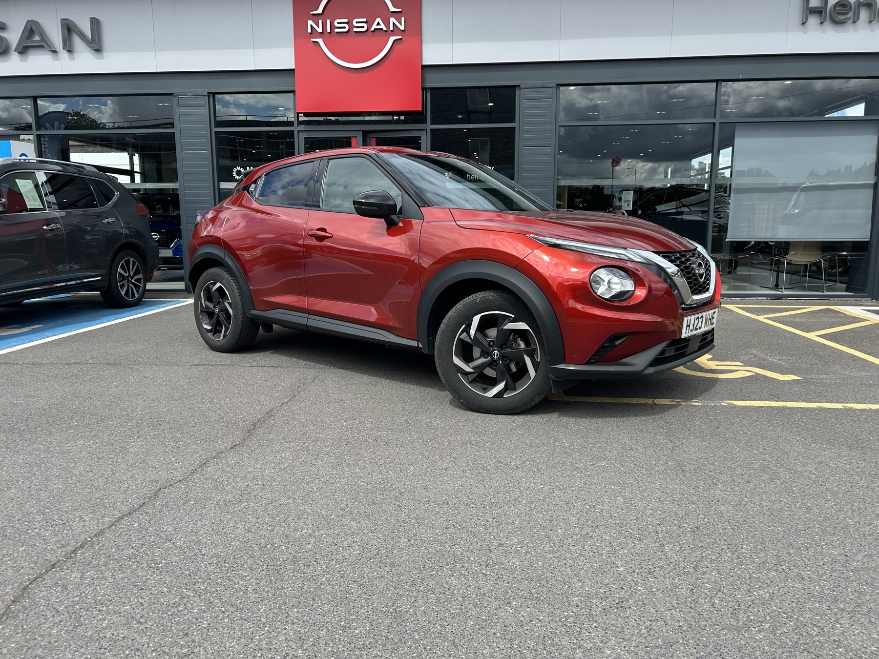 Main listing image - Nissan Juke