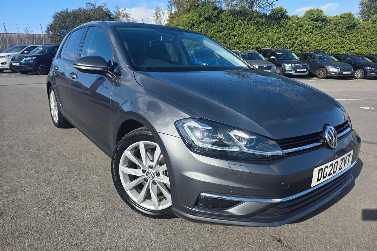Main listing image - Volkswagen Golf