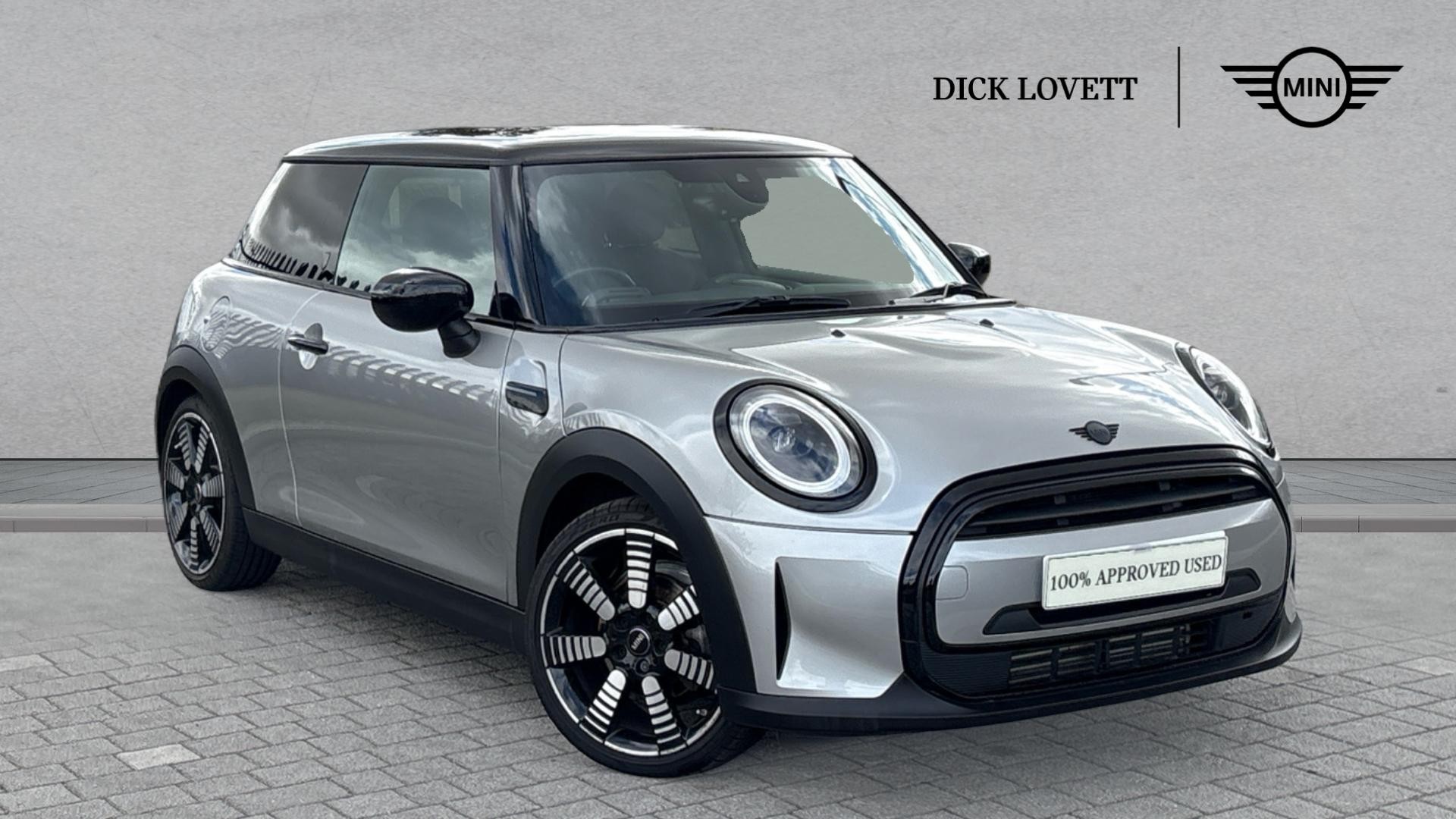 Main listing image - MINI Hatchback