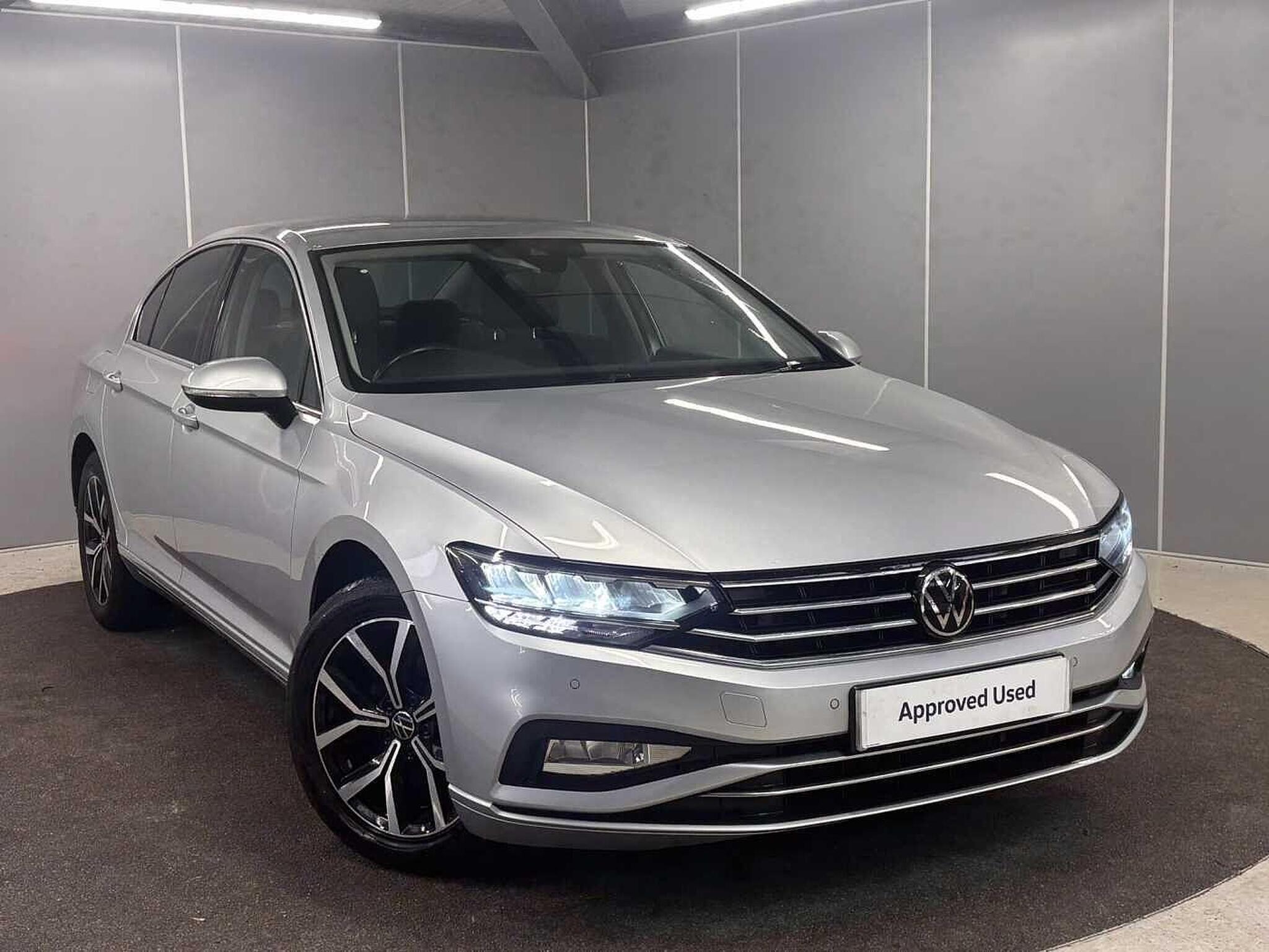 Main listing image - Volkswagen Passat