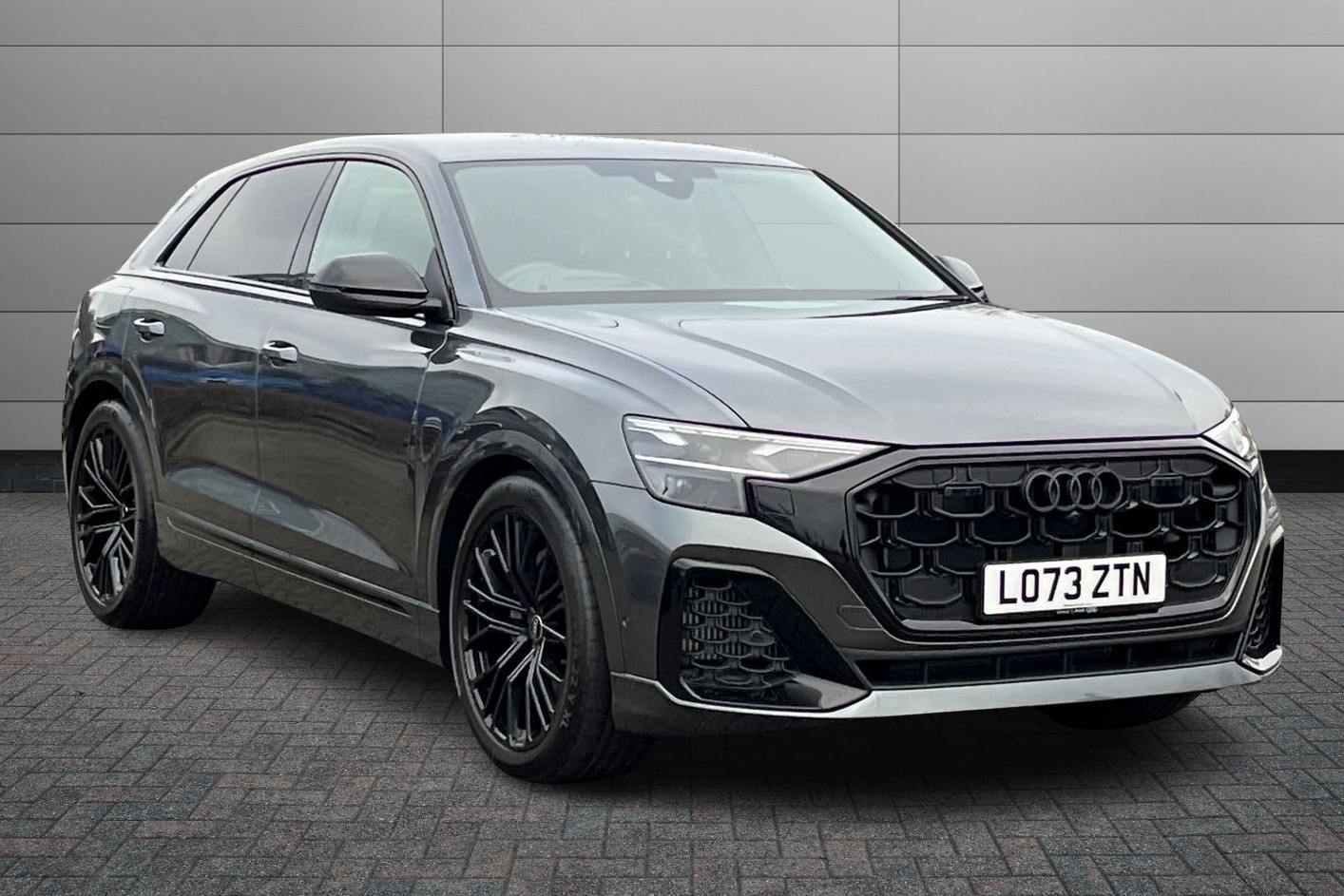 Main listing image - Audi Q8