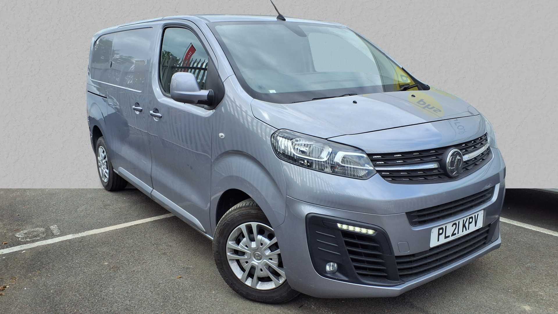 Main listing image - Vauxhall Vivaro