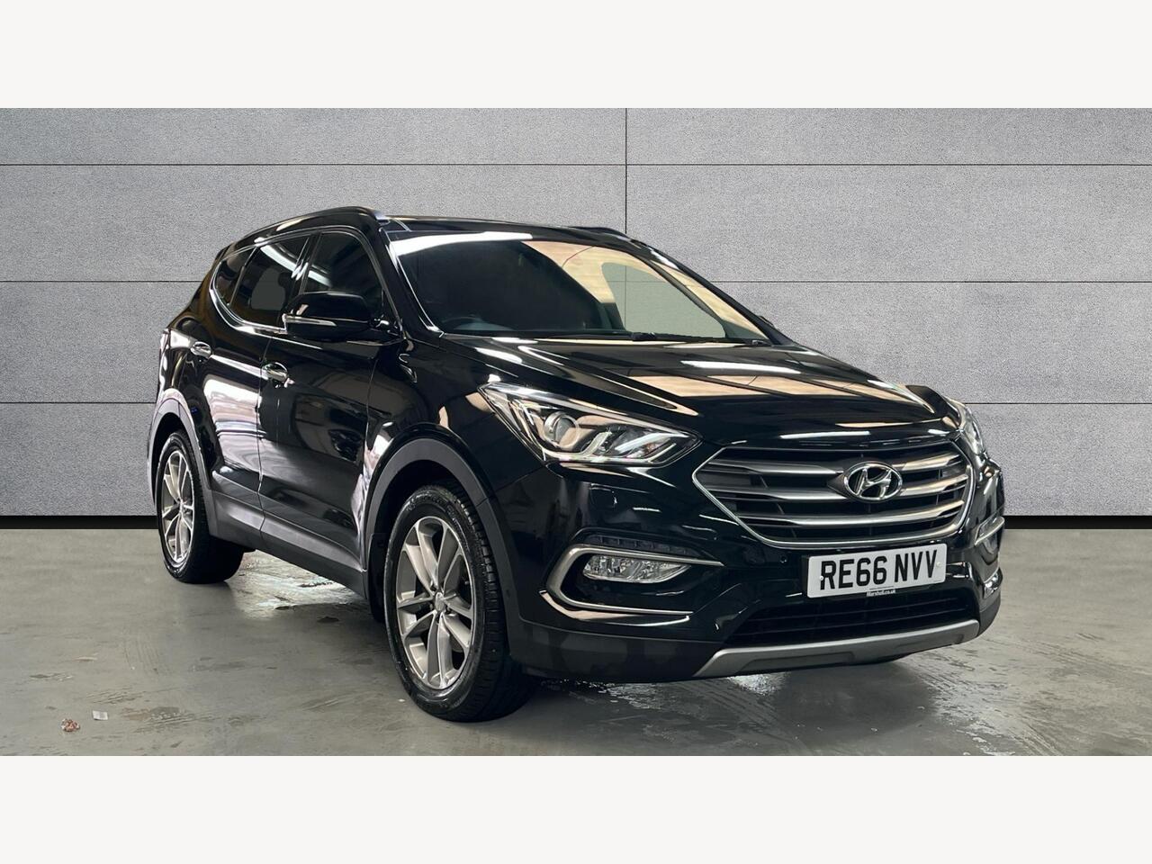 Main listing image - Hyundai Santa Fe