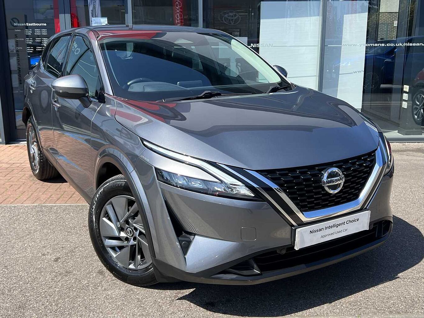 Main listing image - Nissan Qashqai