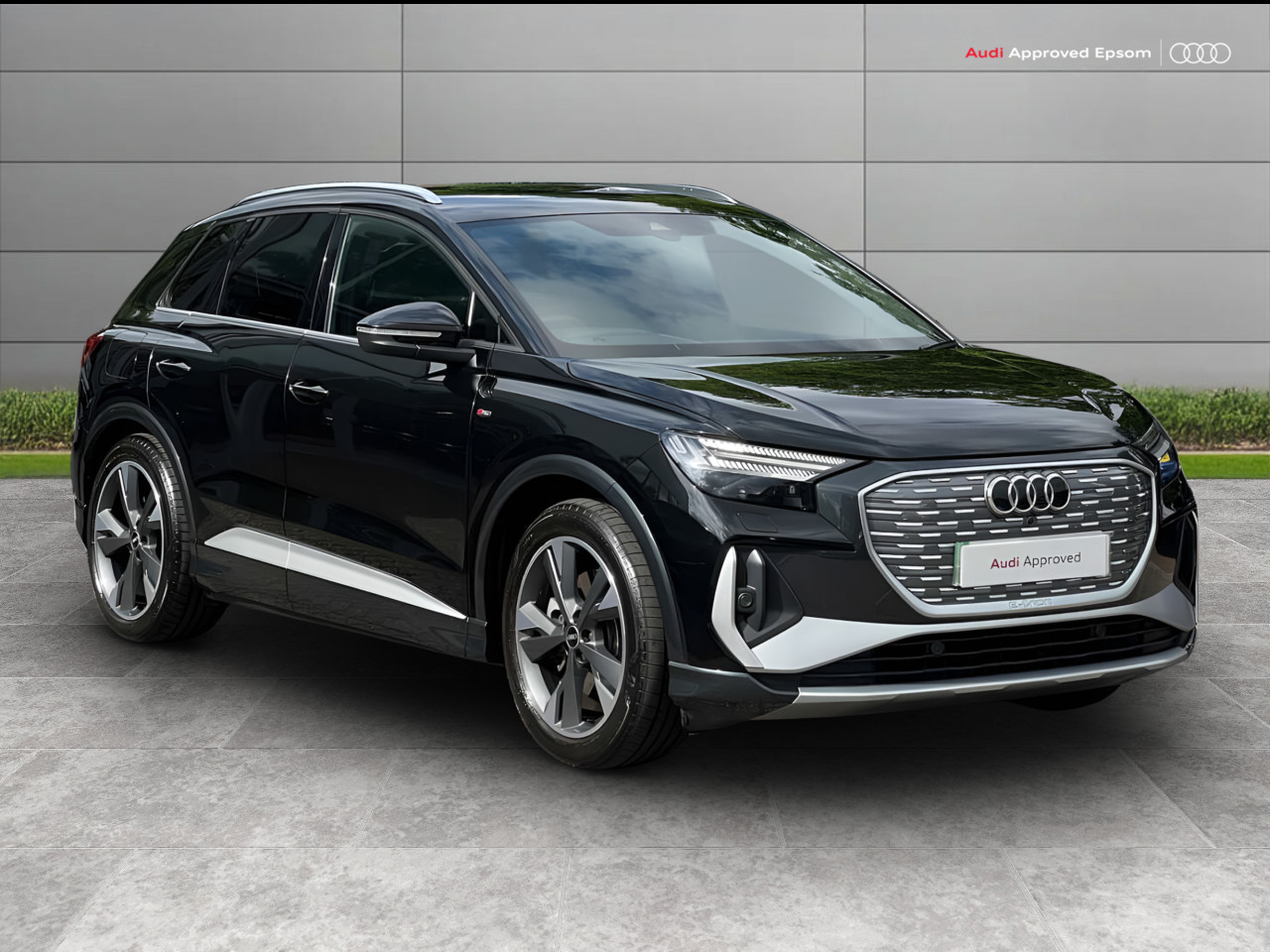 Main listing image - Audi Q4