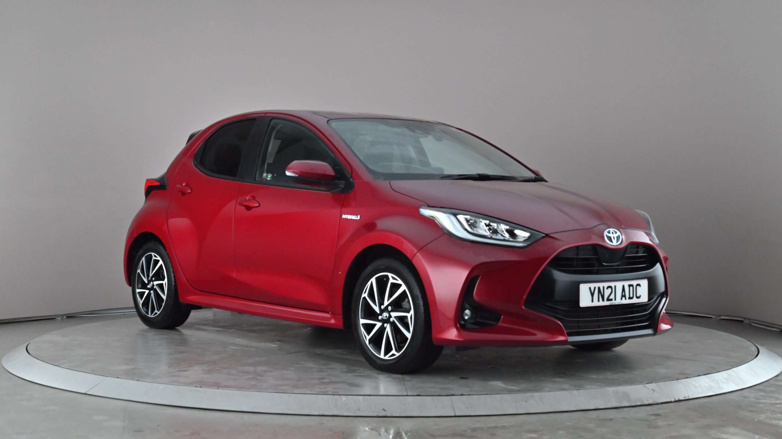 Main listing image - Toyota Yaris