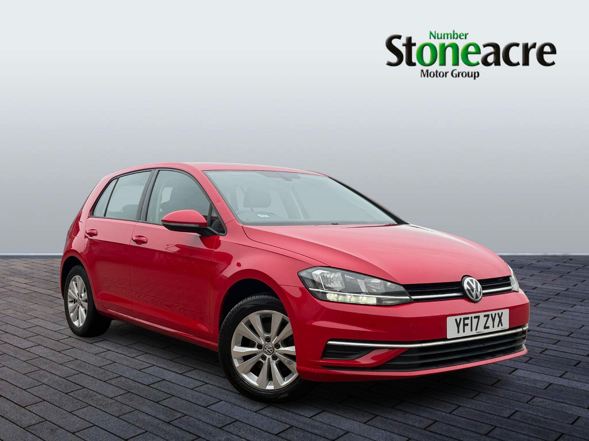 Main listing image - Volkswagen Golf