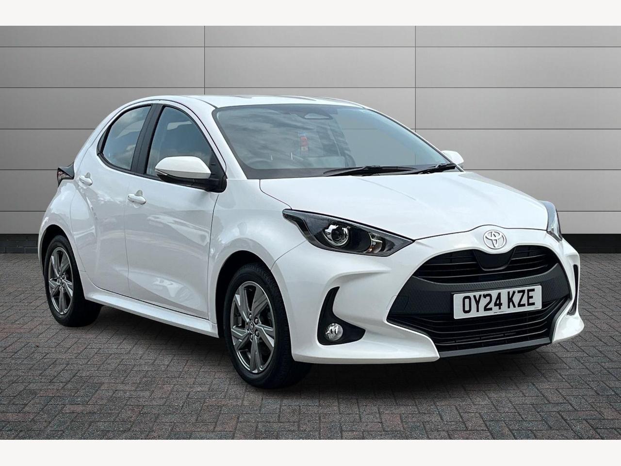Main listing image - Toyota Yaris