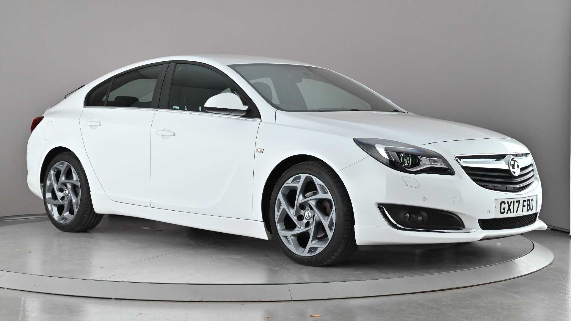 Main listing image - Vauxhall Insignia