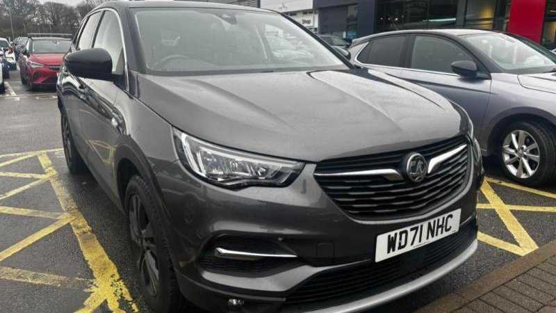 Main listing image - Vauxhall Grandland X