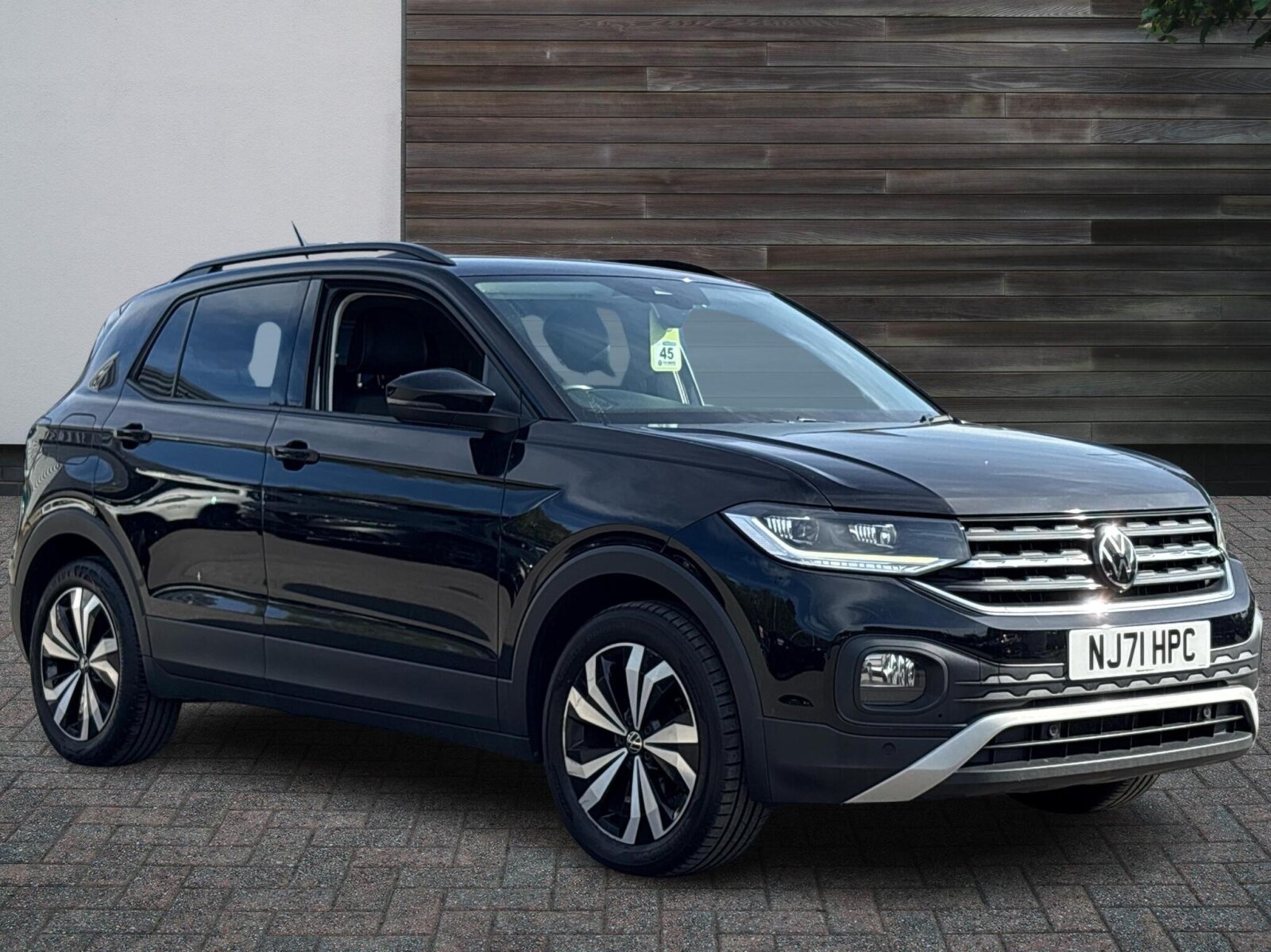 Main listing image - Volkswagen T-Cross