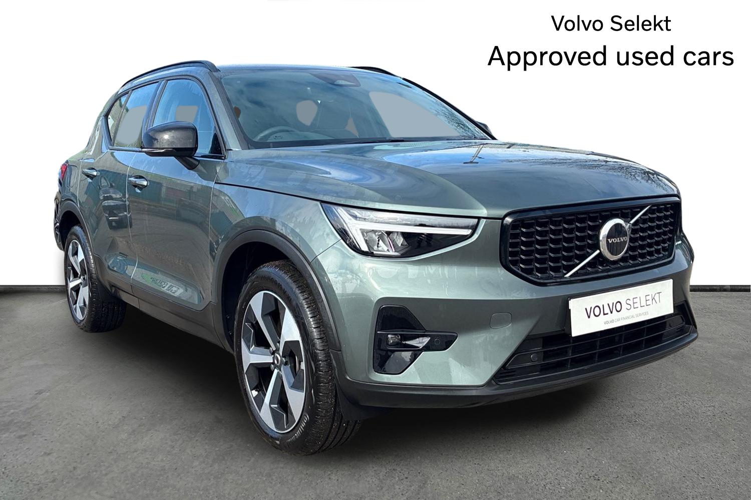 Main listing image - Volvo XC40