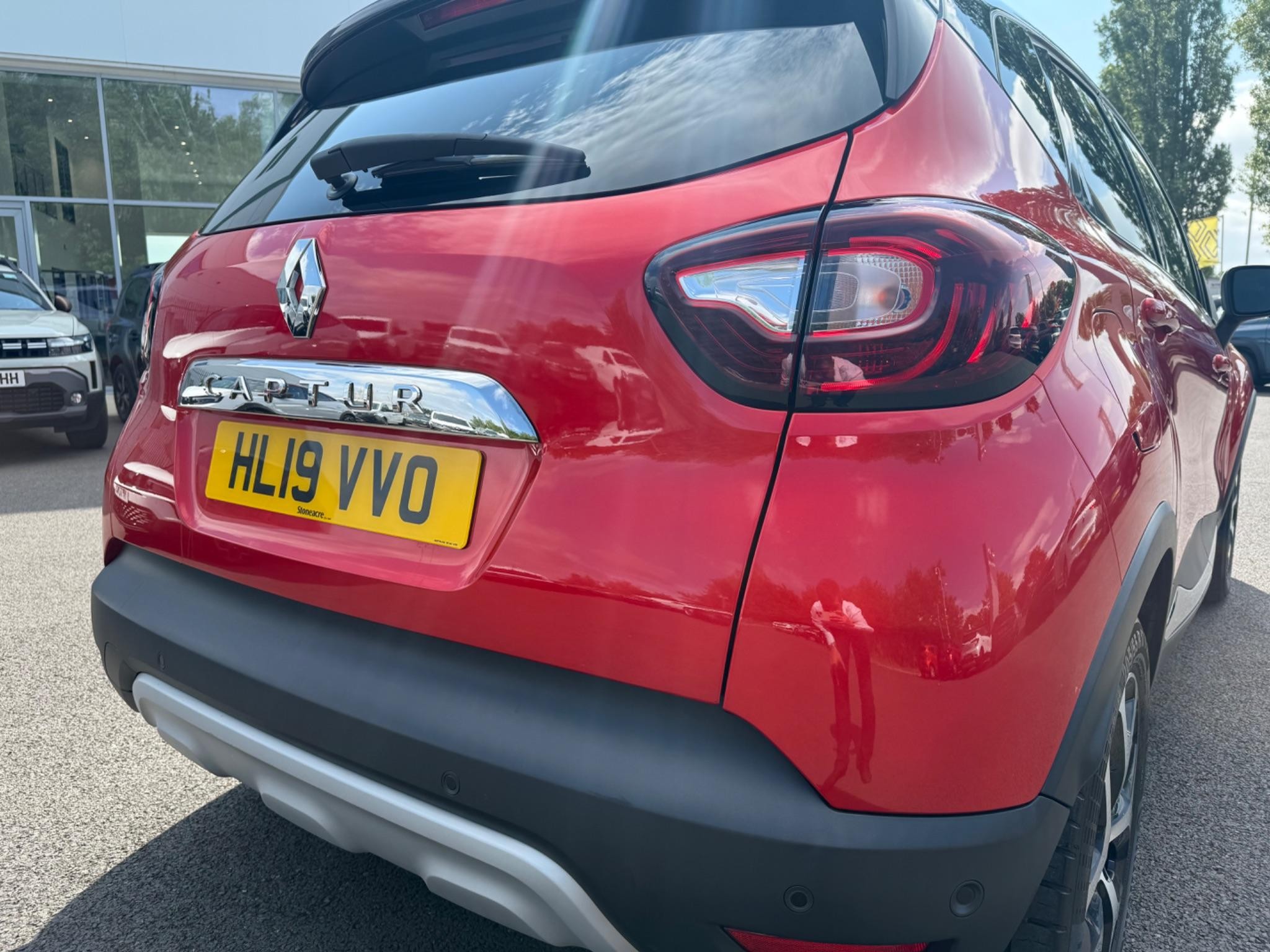 Main listing image - Renault Captur