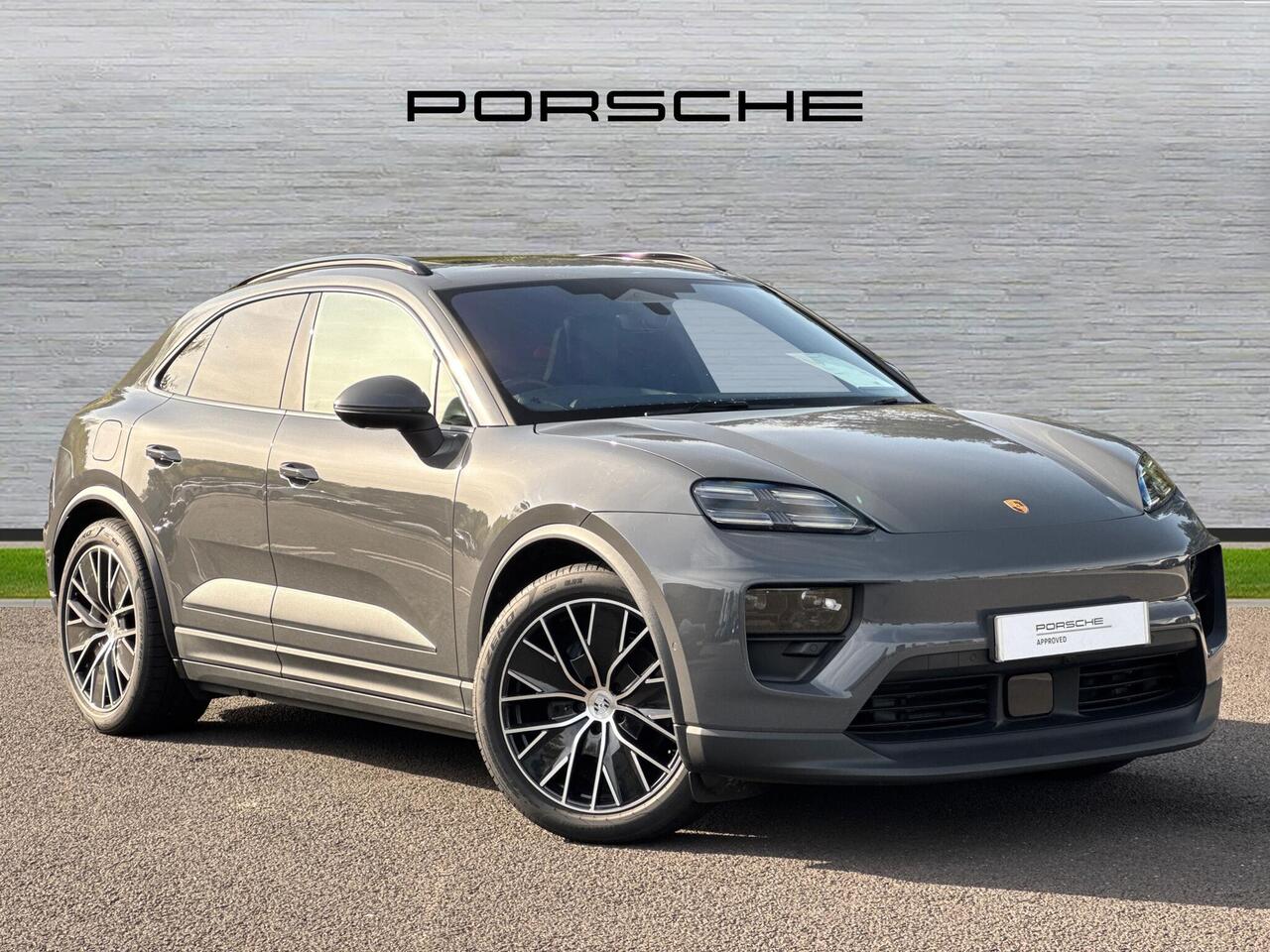Main listing image - Porsche Macan