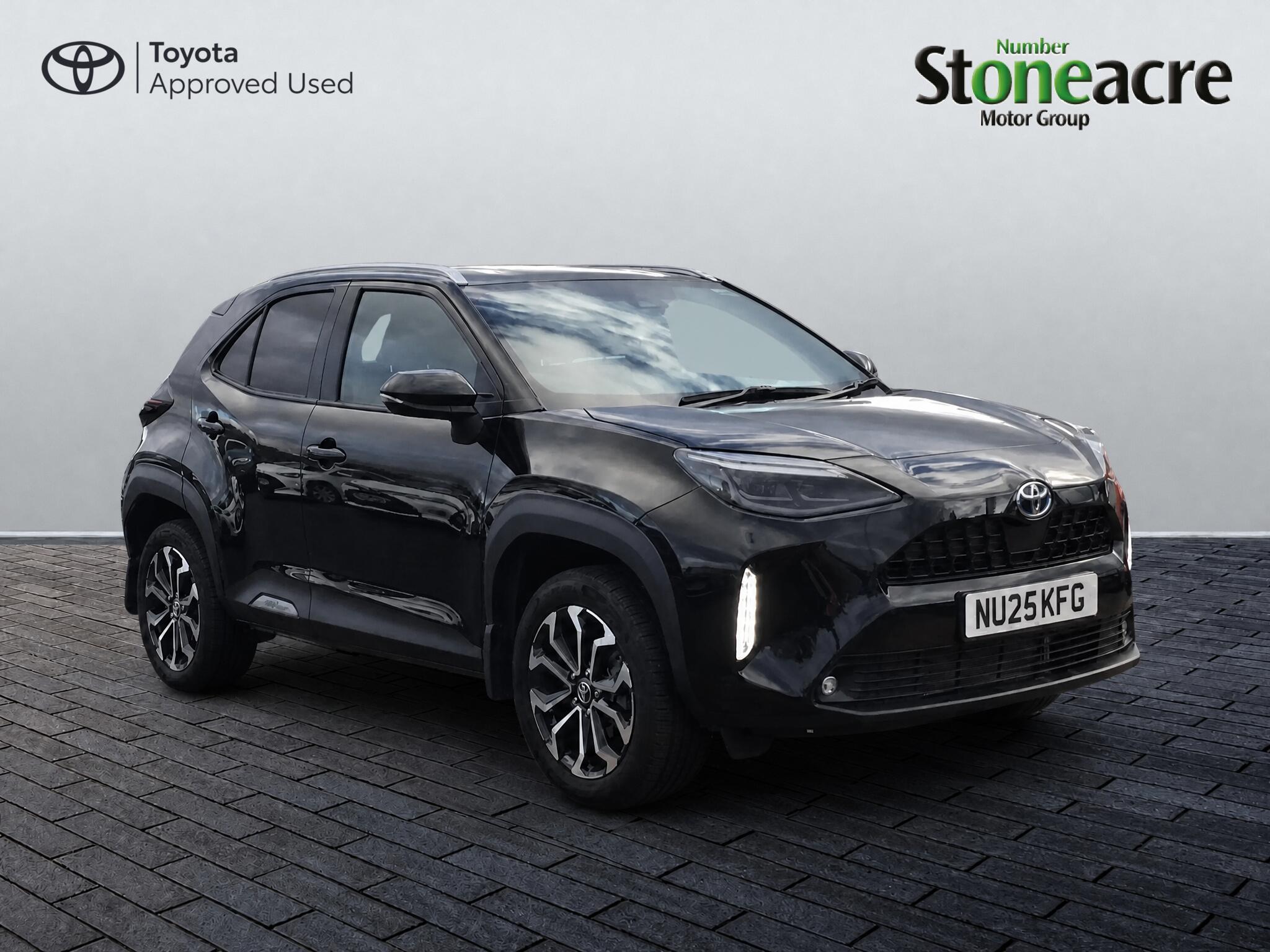 Main listing image - Toyota Yaris Cross
