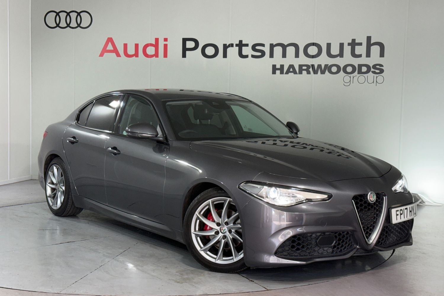 Main listing image - Alfa Romeo Giulia