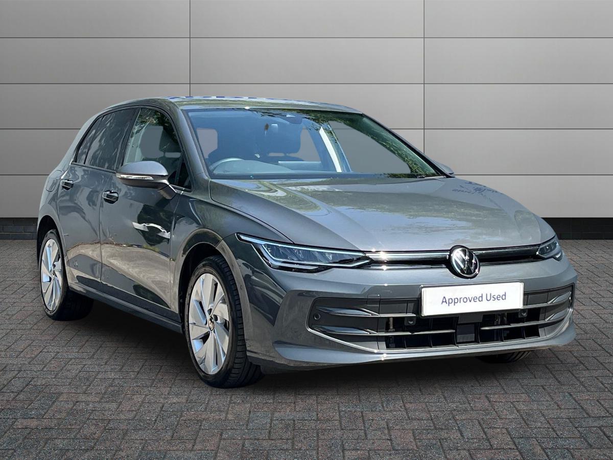 Main listing image - Volkswagen Golf